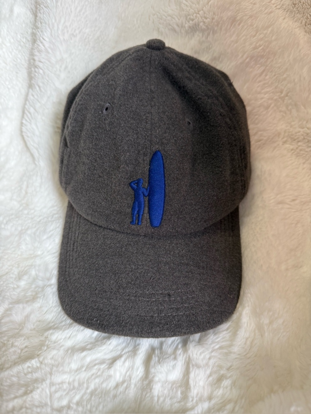 johnnie-O Topper Hat Surfer Logo Soft Knit Wool Blend Gray Adjustable Cap